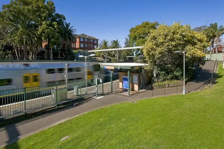 Sixth view of Homely apartment listing, 2/91 Shirley Road, Wollstonecraft NSW 2065