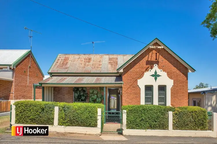 37 Griffin Avenue, Tamworth NSW 2340