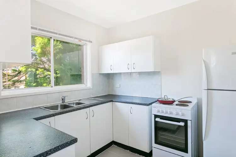 Second view of Homely unit listing, 3/17 Redman Road, Dee Why NSW 2099