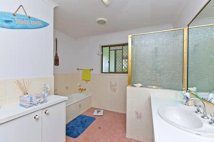 Sixth view of Homely house listing, 298 Bloomfield Street, Cleveland QLD 4163