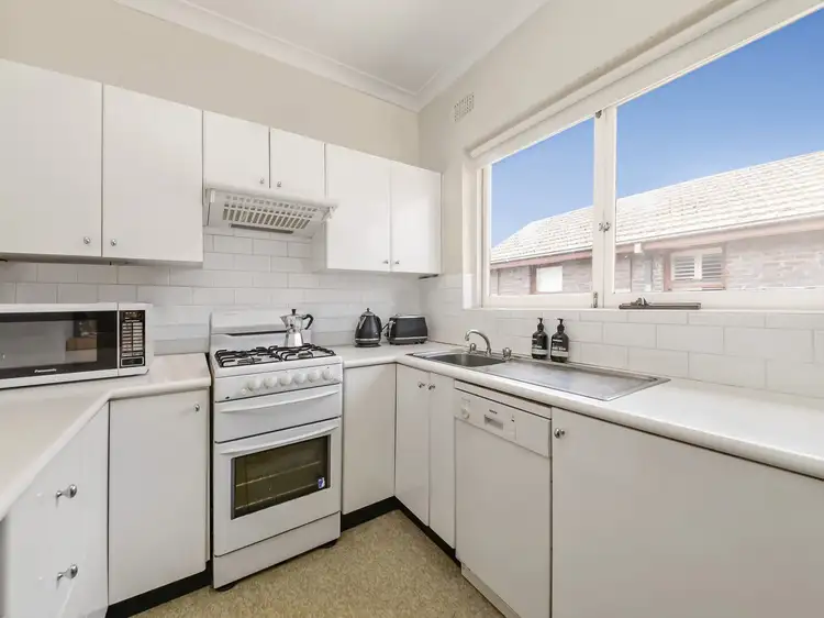 Fifth view of Homely unit listing, 9/9a Bennett Street, Bondi NSW 2026