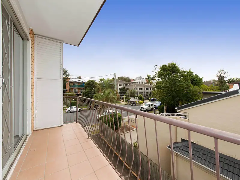 Main view of Homely unit listing, 2/9 Cadell Street, Toowong QLD 4066