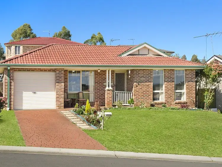 8 Norman Dunlop Crescent, Minto NSW 2566