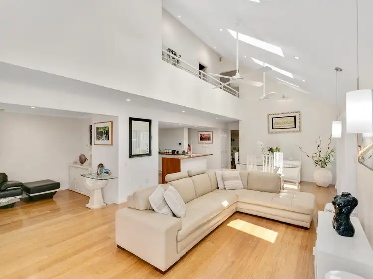 2/60 Messines Crescent, Miami QLD 4220