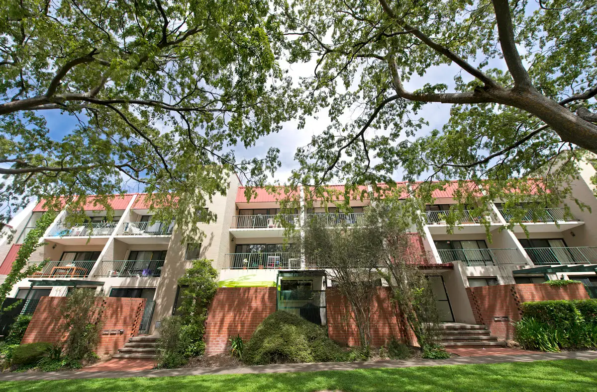 Main view of Homely apartment listing, 18/10 Ovens Street, Griffith ACT 2603