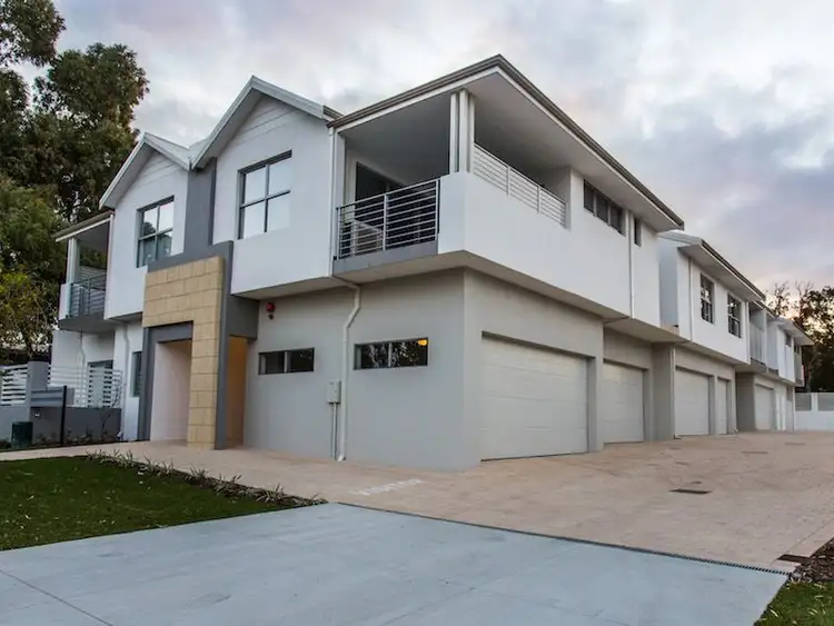 Main view of Homely apartment listing, Unit 5/15 Debenham Street, Thornlie WA 6108