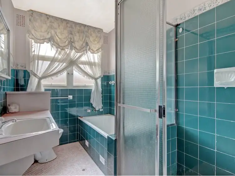 Sixth view of Homely house listing, 9 Grandview Crescent, Lugarno NSW 2210