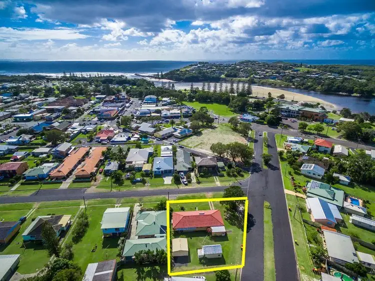 1 Cypress Street, Evans Head NSW 2473