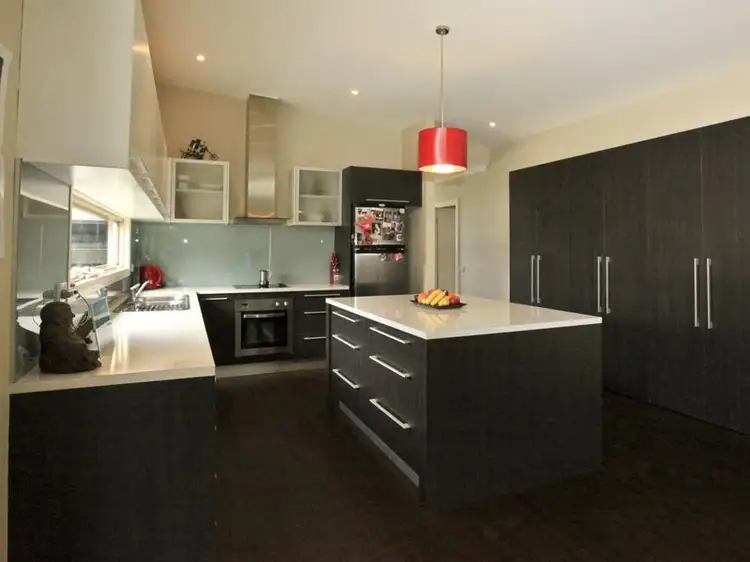 Third view of Homely house listing, 6 Diane Place, Inverloch VIC 3996
