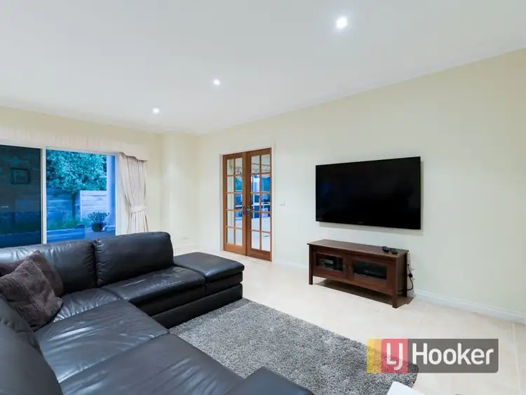 Seventh view of Homely house listing, 8 Treetop Terrace, Plenty VIC 3090