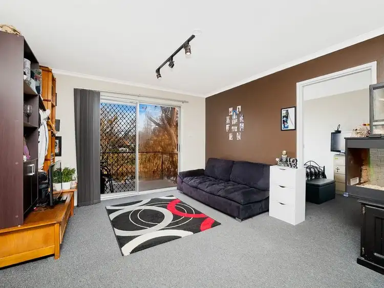 Third view of Homely unit listing, 17/1 Mowatt Street, Queanbeyan NSW 2620