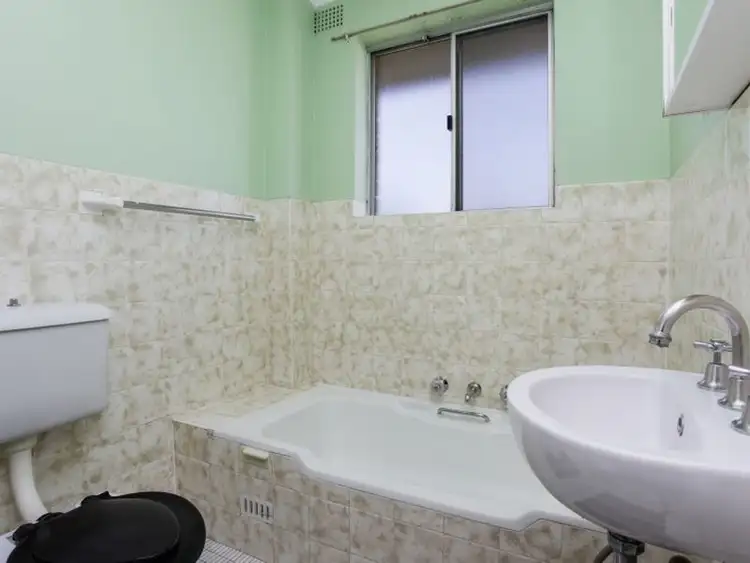 Fifth view of Homely unit listing, 7/7 York Street, Fairfield NSW 2165