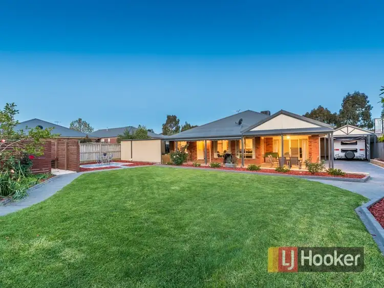 Seventh view of Homely house listing, 4 Malouf Court, Pakenham VIC 3810
