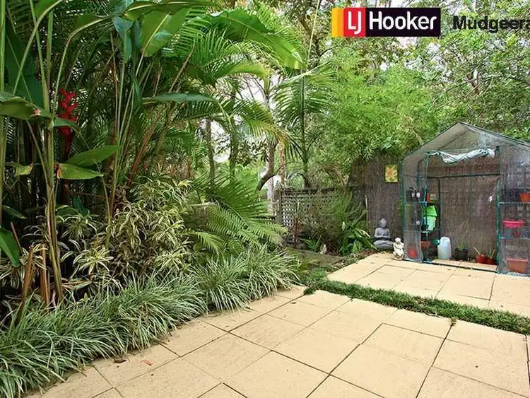 Second view of Homely townhouse listing, 23/8-12 Sherwood Close, Mudgeeraba QLD 4213