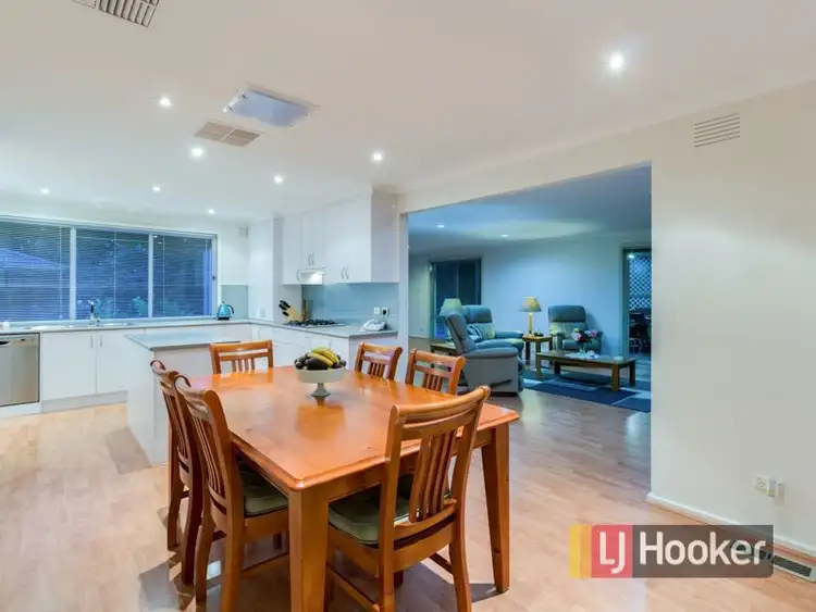 Sixth view of Homely house listing, 3 Terrell Close, Endeavour Hills VIC 3802