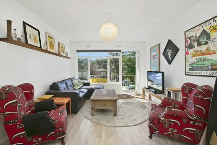 1/15 Kooloora Avenue, Freshwater NSW 2096