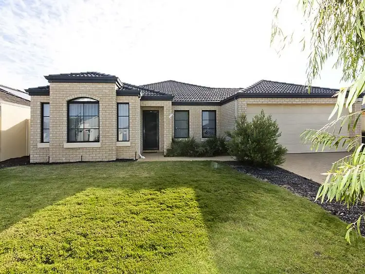 Main view of Homely house listing, 10 Cronulla Road, Secret Harbour WA 6173
