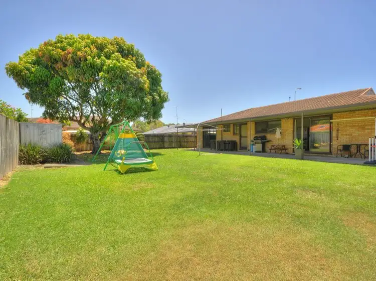 84 K P McGrath Drive, Elanora QLD 4221