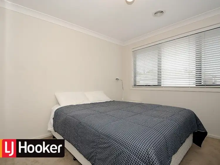 Fifth view of Homely house listing, 7 Manuscript Drive, Endeavour Hills VIC 3802