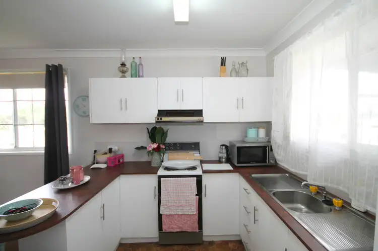 Fifth view of Homely unit listing, 4/12 Andrew Street, Inverell NSW 2360
