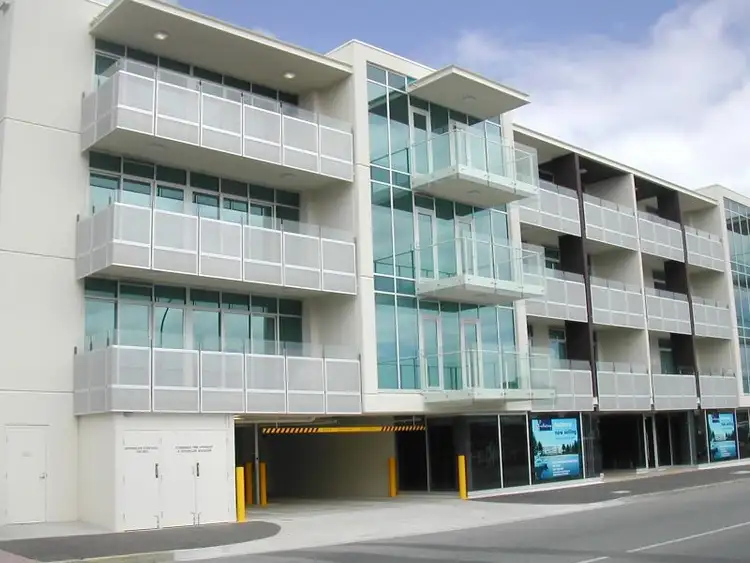 210/162 Hindmarsh Road, Victor Harbor SA 5211