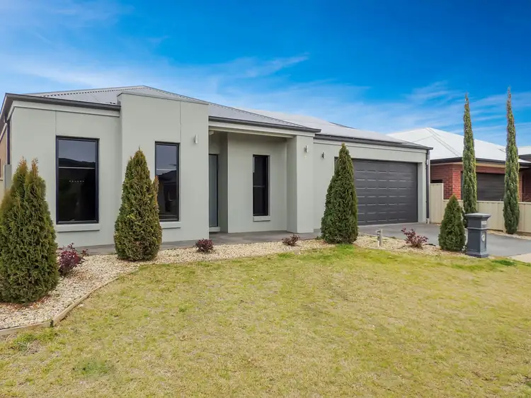 Main view of Homely house listing, 5 Dundas Lane, Swan Hill VIC 3585