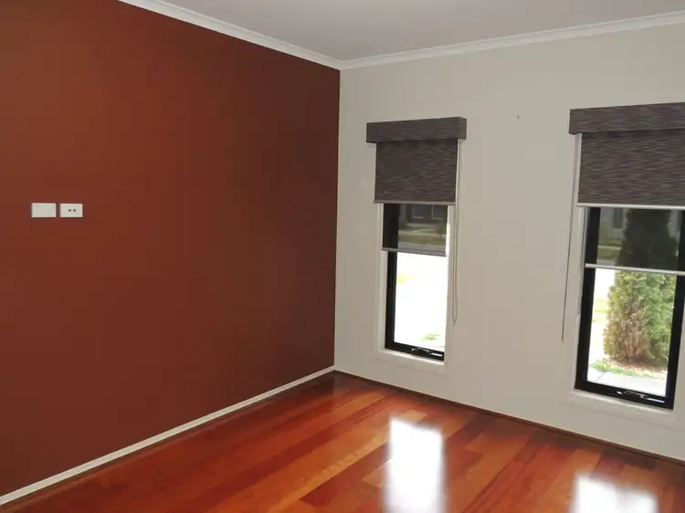 Fourth view of Homely house listing, 5 Dundas Lane, Swan Hill VIC 3585