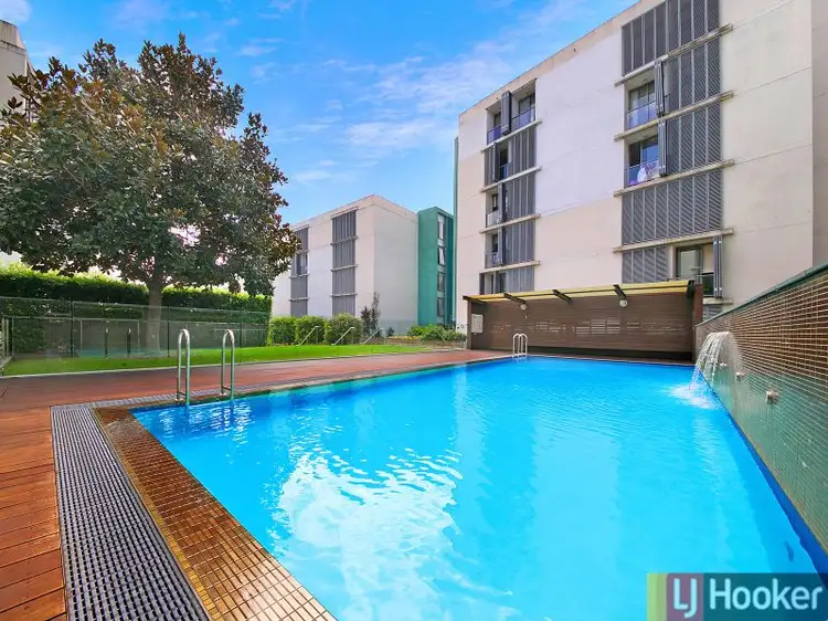 212/3 Jean Wailes Avenue, Rhodes NSW 2138