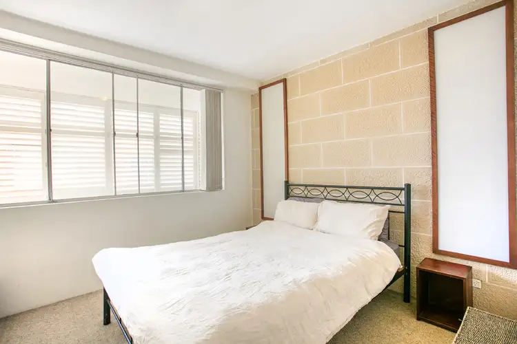 Third view of Homely apartment listing, 3/4 Holborn Avenue, Dee Why NSW 2099