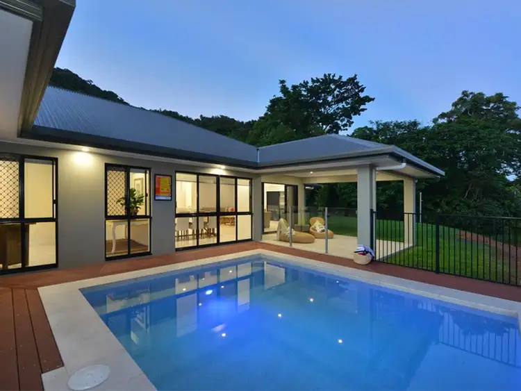 1 Temora Close, Edge Hill QLD 4870