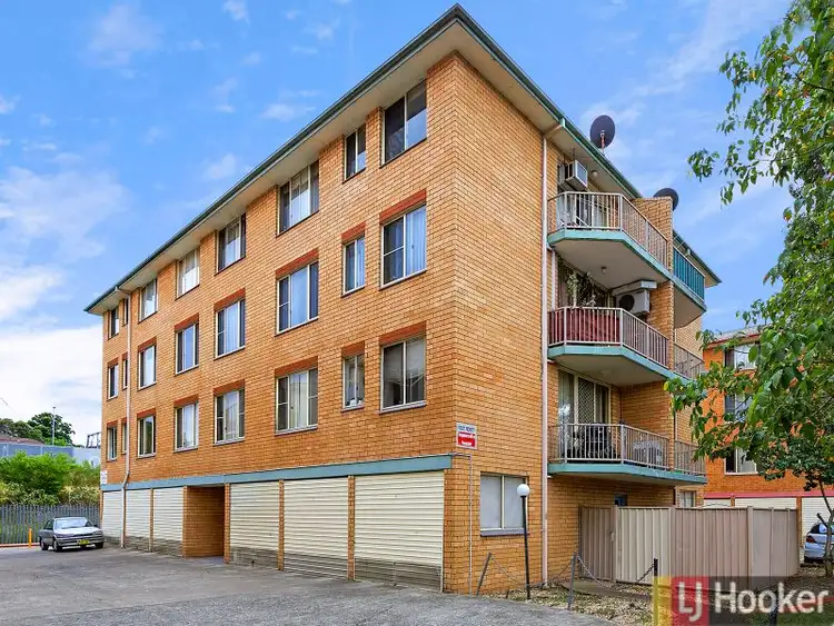 32/3 Riverpark Drive, Liverpool NSW 2170