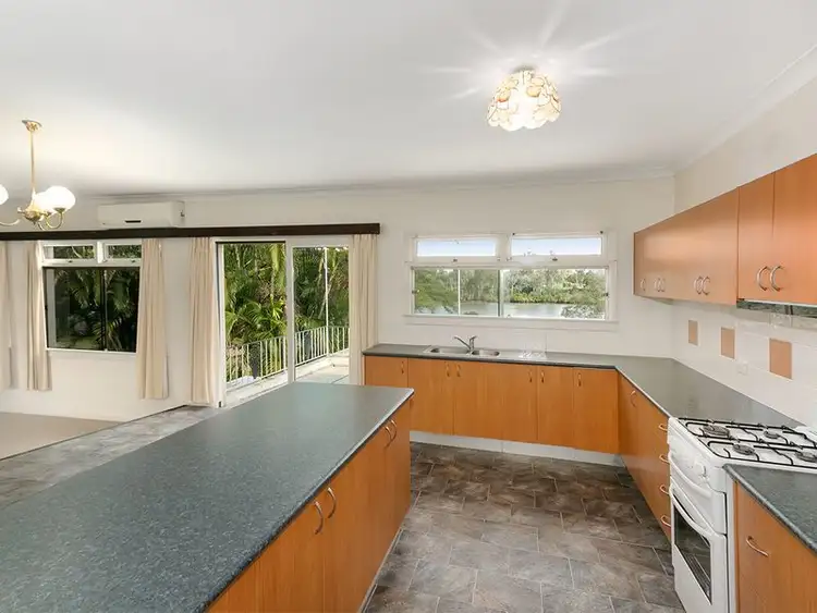 Sixth view of Homely house listing, 7 Esplanade, Yeronga QLD 4104