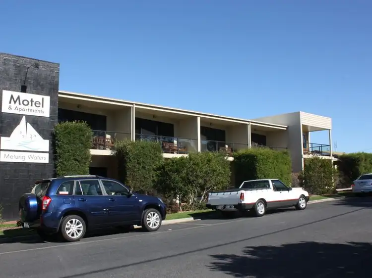 Main view of Homely unit listing, 10/11 Kurnai, Metung VIC 3904