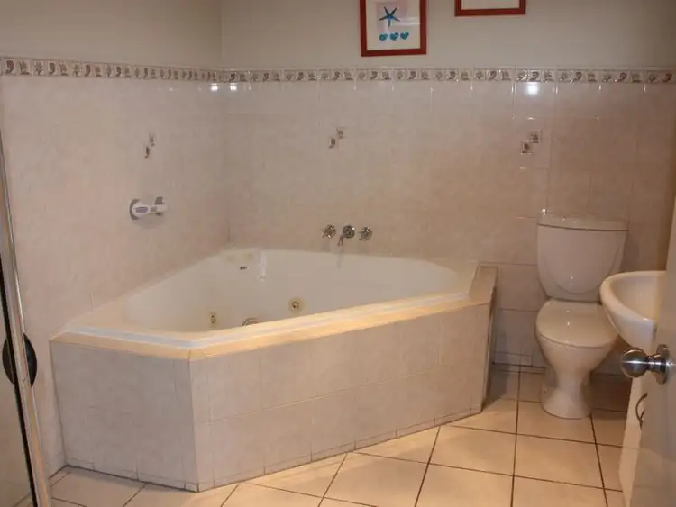 Sixth view of Homely unit listing, 10/11 Kurnai, Metung VIC 3904