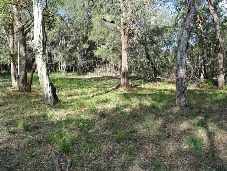 12 President Terrace, Macleay Island QLD 4184