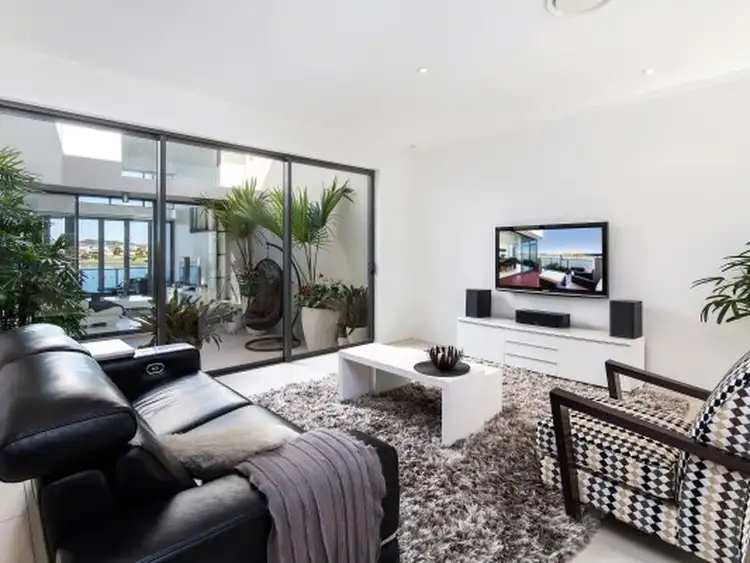 Sixth view of Homely house listing, 3/9 Moores Crescent, Varsity Lakes QLD 4227