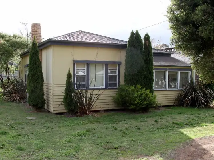 Third view of Homely house listing, 7 McKenzie Street, Alexandra VIC 3714