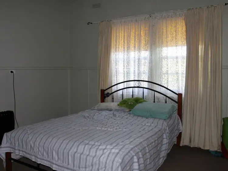 Sixth view of Homely house listing, 7 McKenzie Street, Alexandra VIC 3714