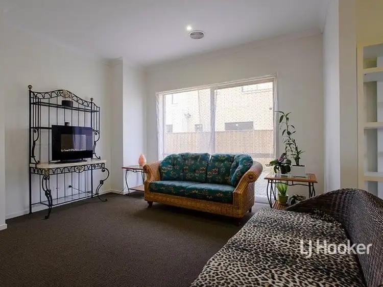 Fifth view of Homely house listing, 133 Beachview Parade, Sanctuary Lakes VIC 3030