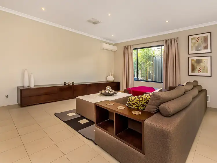 3 Esher Lane, Wellard WA 6170