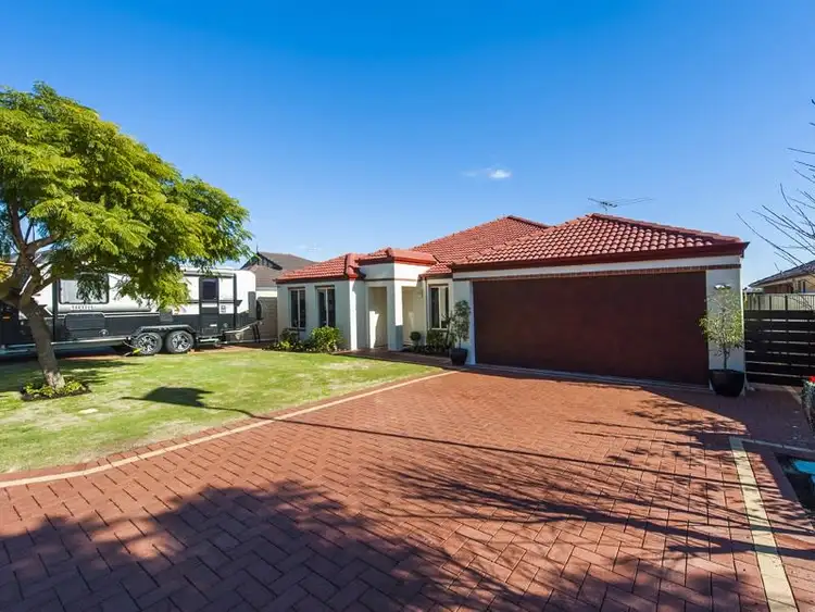 32 Nottingham Green, High Wycombe WA 6057