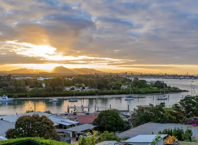 19 Auckland Street, Gladstone Central QLD 4680