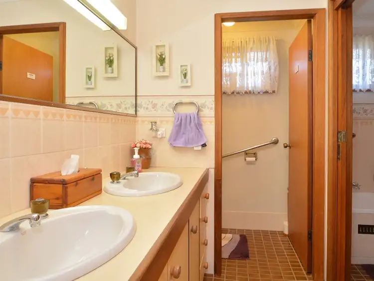 Sixth view of Homely house listing, 7 Corina Avenue, Bolwarra Heights NSW 2320