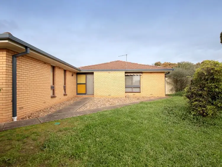 Unit 1/2 Bavaria Street, Tolland NSW 2650
