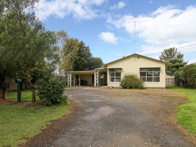 Main view of Homely house listing, 8 Dawson Street, Stratford VIC 3862