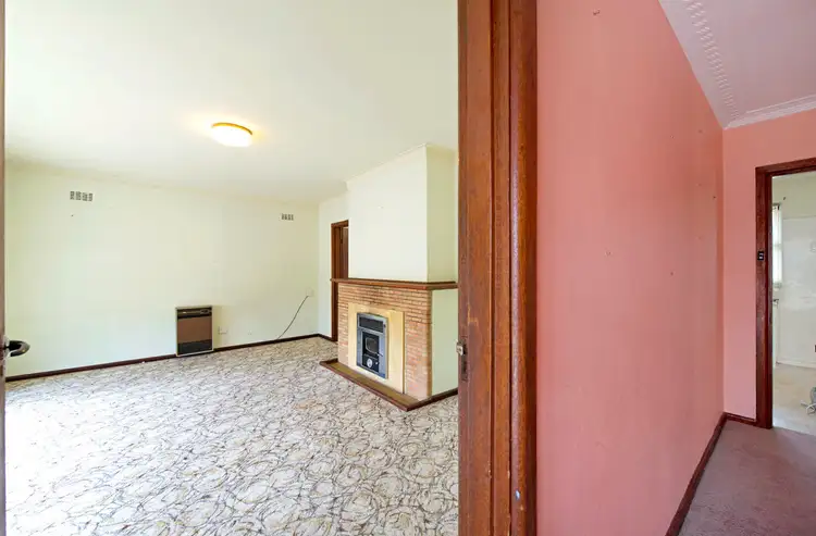 Second view of Homely house listing, 14 Hovea Street, O'connor ACT 2602