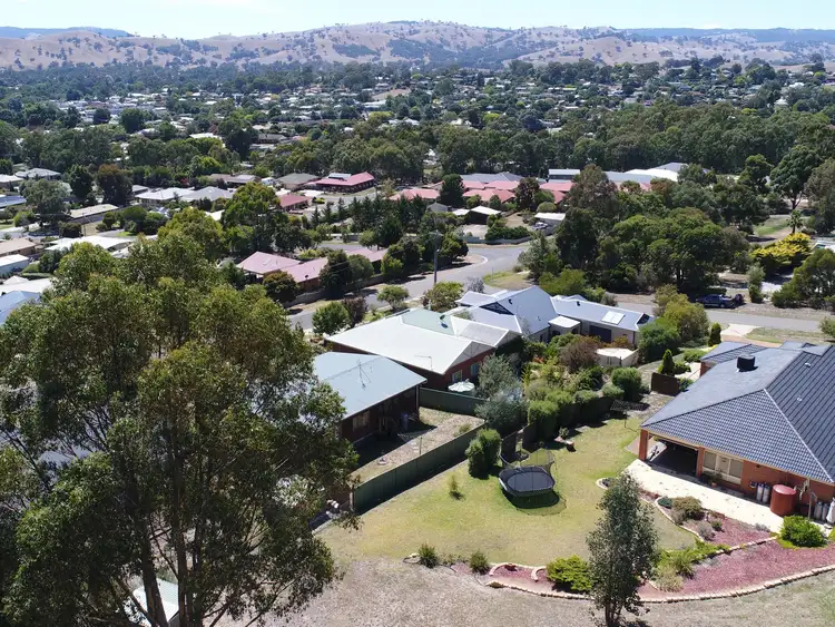 Fourth view of Homely house listing, 6 Toronga Rise, Alexandra VIC 3714