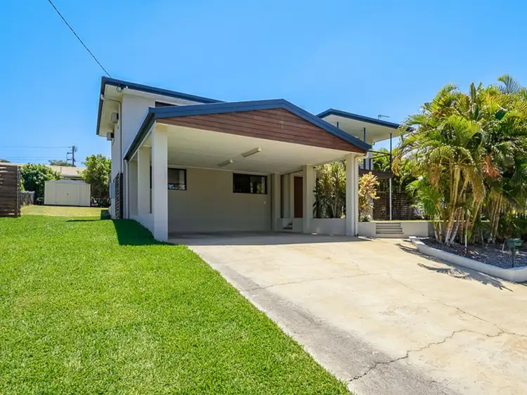 33 Aramac Drive, Clinton QLD 4680