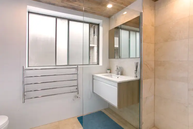 Fourth view of Homely unit listing, 4/2 Holborn Avenue, Dee Why NSW 2099