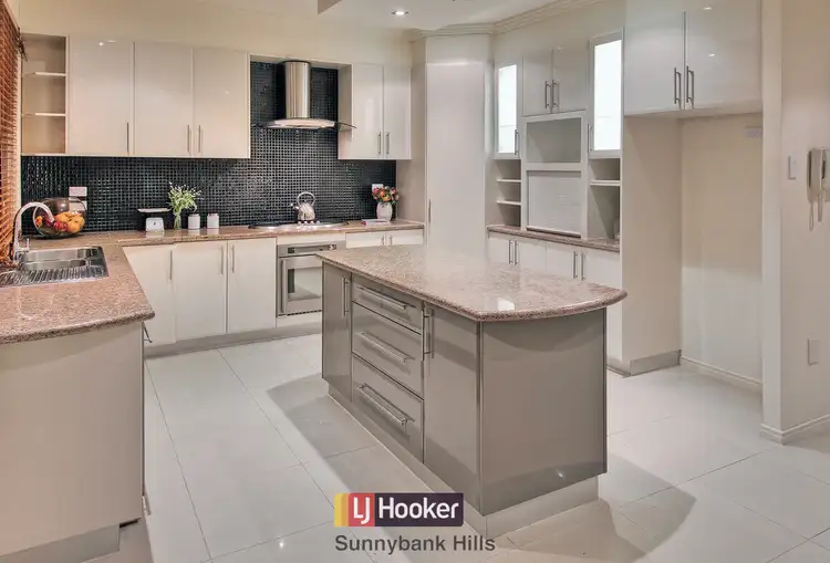 Third view of Homely house listing, 7 Avonlea Place, Eight Mile Plains QLD 4113